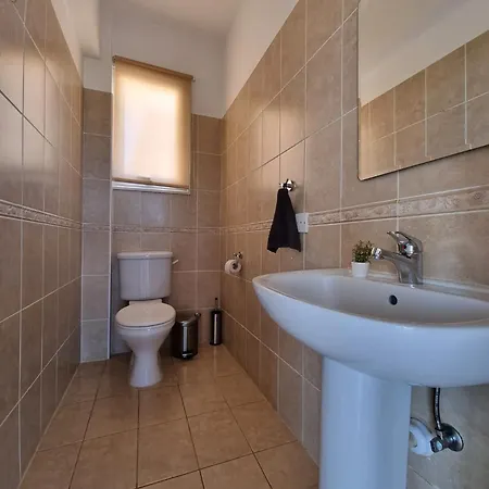 فيلة Prengos 7 نيو تشوريو